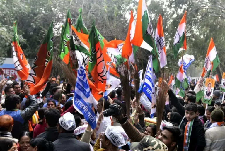 दिल्ली विधानसभा चुनाव 2025: एग्ज़िट पोल में बीजेपी को बढ़त, क्या आम आदमी पार्टी सत्ता बचा पाएगी?