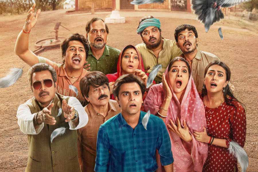 पंचायत 4: जानिए कौन कितना पढ़ा-लिखा? सचिव जी, बिनोद और बनराकस का एजुकेशन